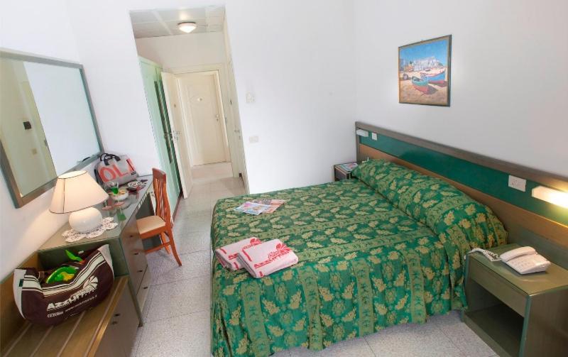 Hotel Tokio Village Lido Di Savio Buitenkant foto