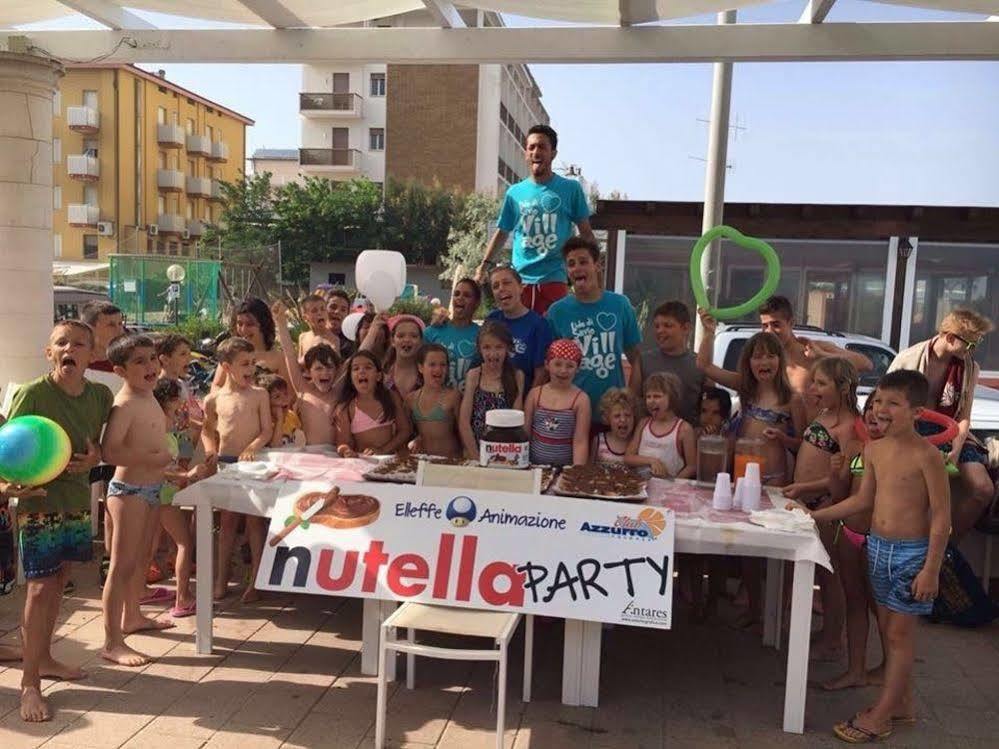 Hotel Tokio Village Lido Di Savio Buitenkant foto